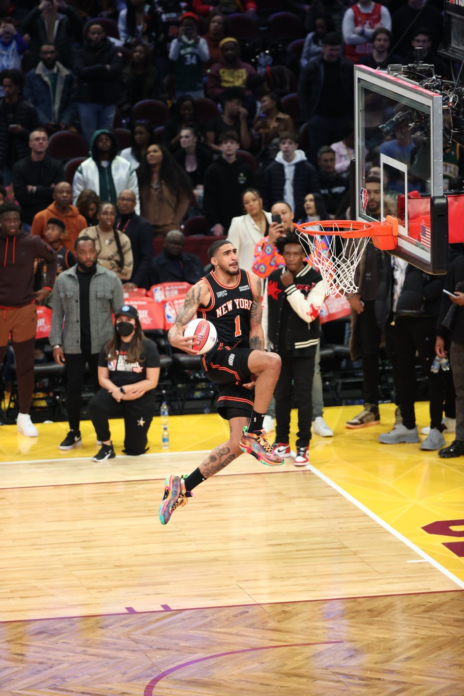 对方防线制 对方防线制