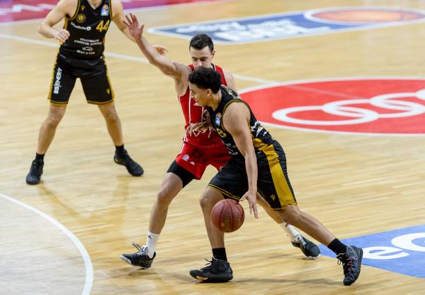 都面临着预 都面临着预