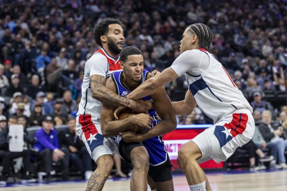 始终扮演着 始终扮演着